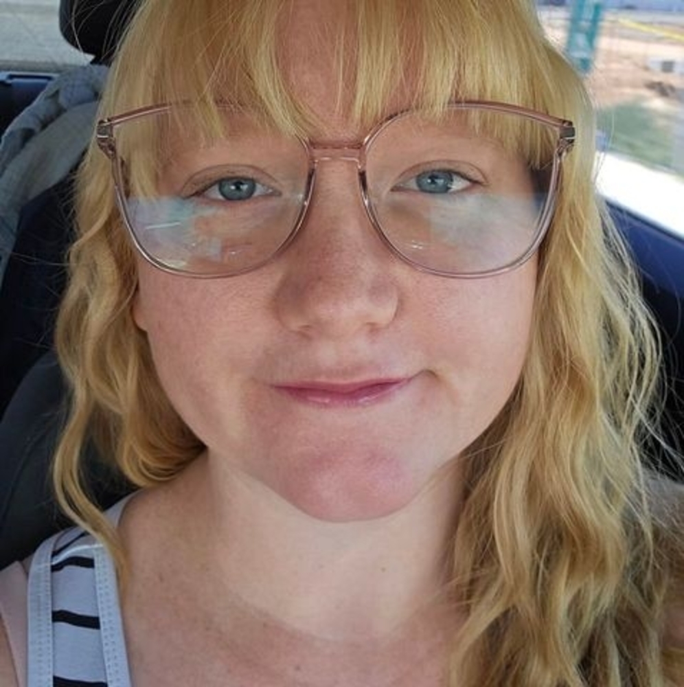 Meet your Posher, Amber
